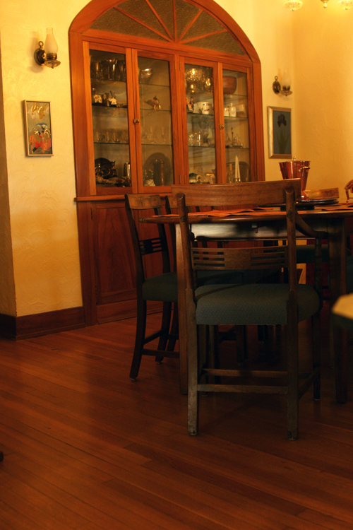 Built-in china cabinet